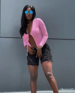 Abi-de-BBNaija-revela-por-que-le-costaba-conectarse-con.webp