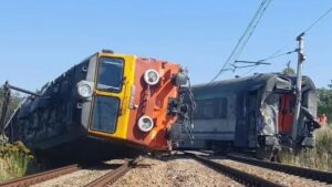 Accidente-de-tren-en-Polonia-deja-un-muerto-y-20.jpg