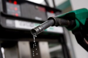 Actualizacion-del-precio-del-combustible-NNPCL-y-MRS-mantienen-la.jpg