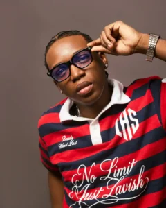 Adeoluwa-Akintoba-Biografia-Edad-Estado-de-origen-Novia-Peliculas-Slum.webp