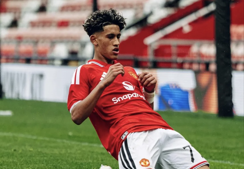 Adolescente-altamente-calificado-del-Man-United-pide-abandonar-Old-Trafford.jpeg