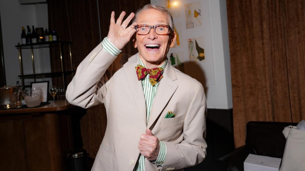 Bob-Mackie-el-legendario-disenador-de-vestuario-detras-del-iconico.jpeg