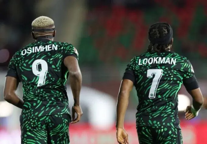 Chelle-nombra-el-equipo-Super-Eagles-mientras-Osimhen-y-Lookman.jpg