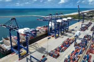 China-abastecia-a-los-comerciantes-de-Nigeria-ahora-llega-a.webp