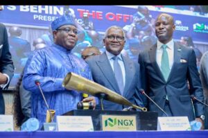 Dangote-elogia-el-liderazgo-del-Grupo-NGX-para-la-transformacion.jpg