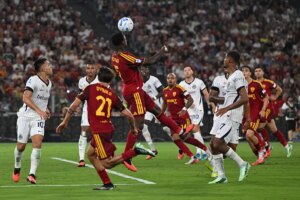 Dos-goles-de-Martinez-salvan-al-Inter-en-el-choque.jpg
