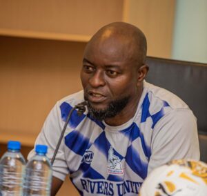 EUROMATCH-NPFL-Finidi-se-encuentra-actualmente-en-Abuja-para-el-curso.jpeg