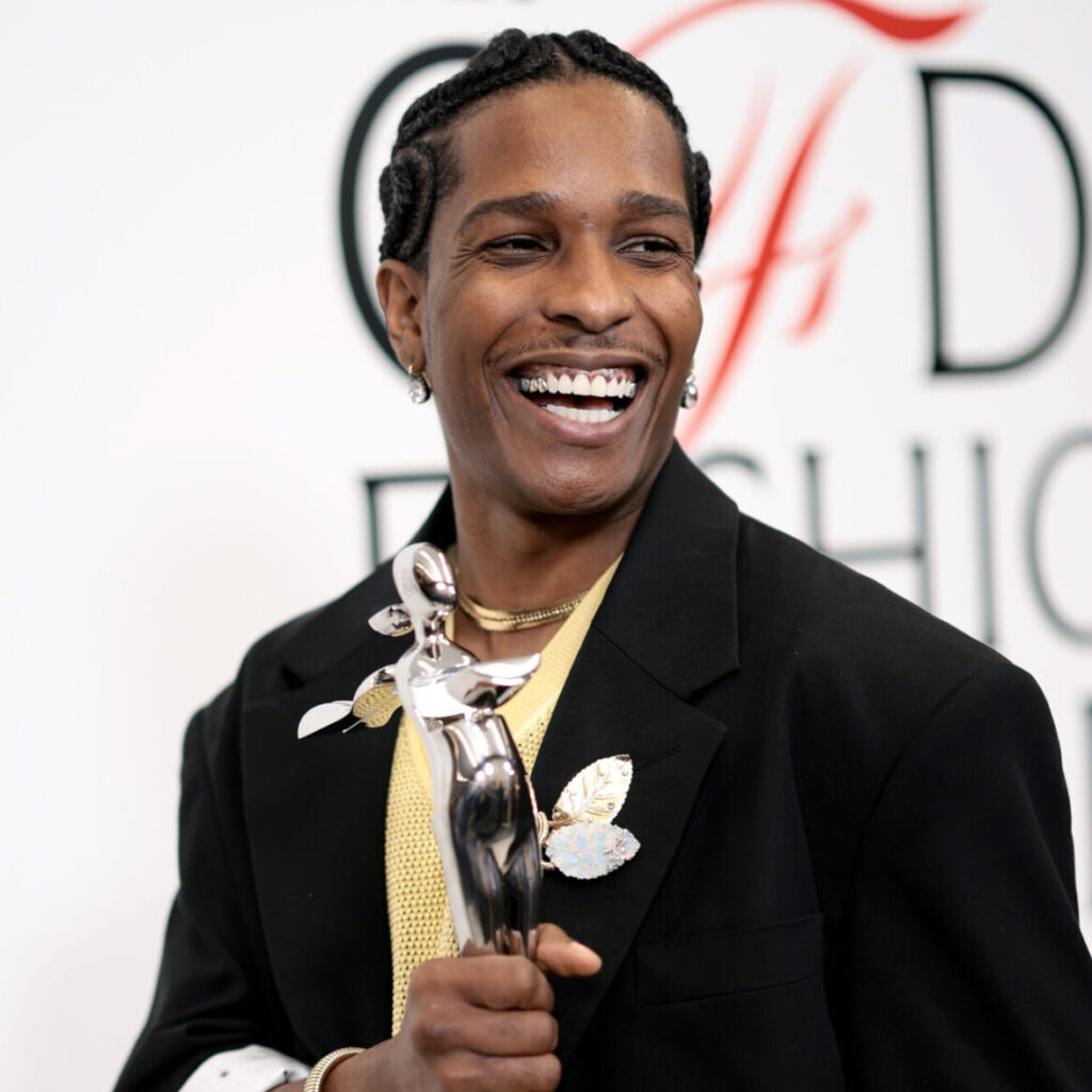 El-CFDA-anuncia-los-disenadores-que-competiran-por-los-Fashion.jpeg