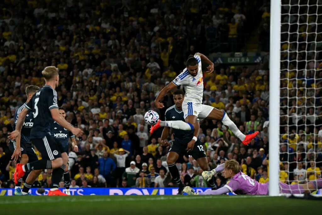 El-Leeds-destroza-al-Newcastle-y-queda-tercero-en-la.jpg