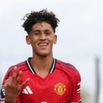 El-adolescente-prodigio-del-Manchester-United-JJ-Gabriel-pide-dejar.jpg