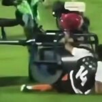 El exdelantero inglés Townsend es golpeado por un lanzador en Tailandia