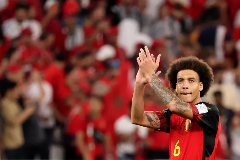 El-futbolista-Axel-Witsel-anuncia-su-retirada-de-la-seleccion.webp