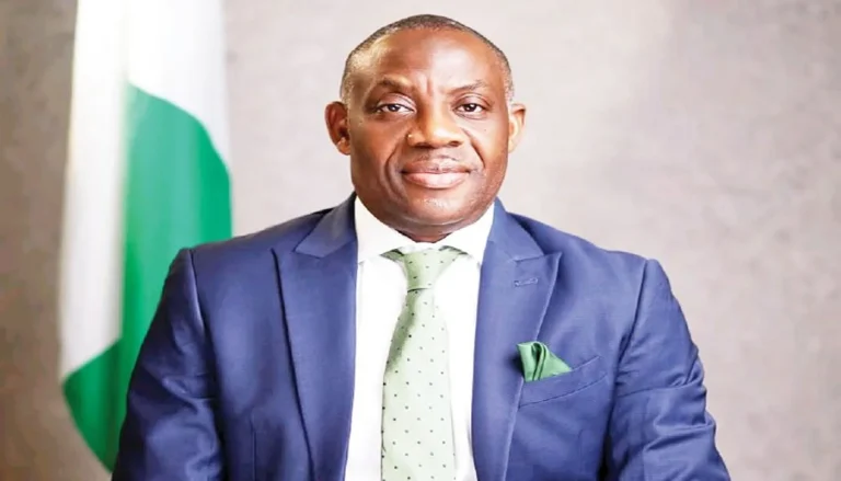 El-gobierno-nigeriano-paga-un-subsidio-de-ocho-meses-a.webp
