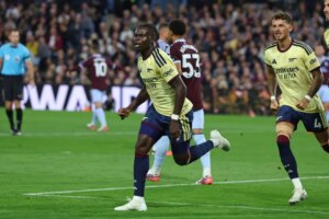 El-gol-de-Saka-condena-a-Villa-a-la-derrota.jpg