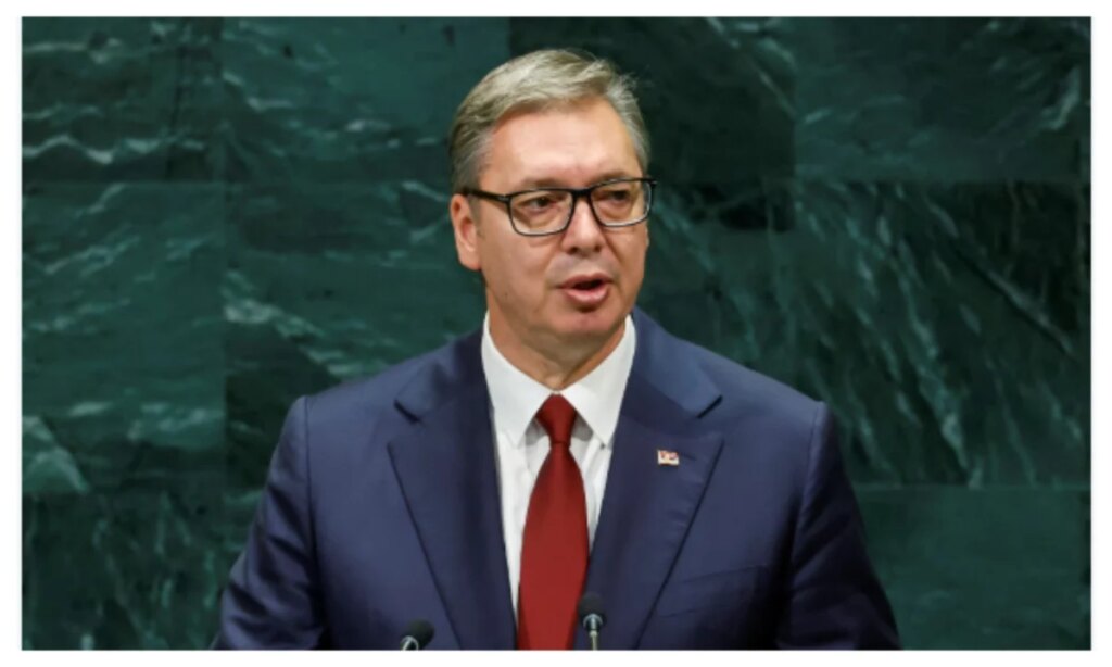 El-presidente-de-Serbia-Vucic-dimite-mientras-el-partido-gobernante.jpg