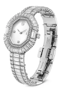 El-reloj-Swarovski-Matrix-Octagon-aporta-precision-al-glamour-cotidiano.webp