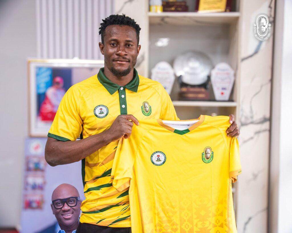 Euromatch-NPFL-el-portero-de-las-Super-Eagles-Obasogie-nombrado.jpg