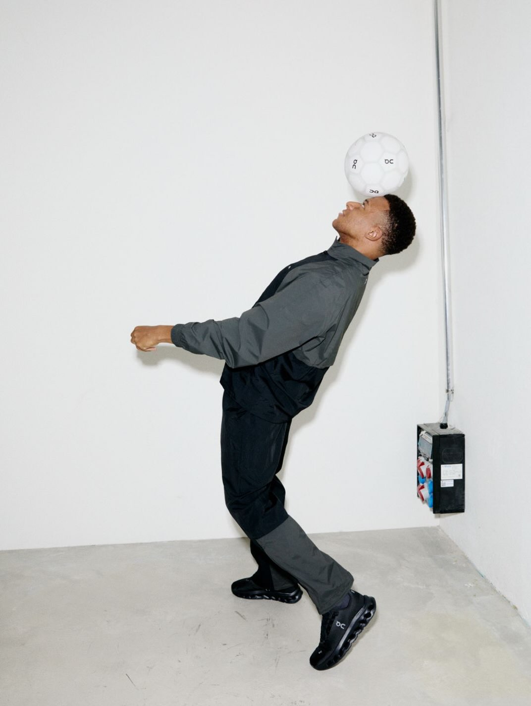 kylian-mbappé-deja-nike-en-carrera-estilo-rave