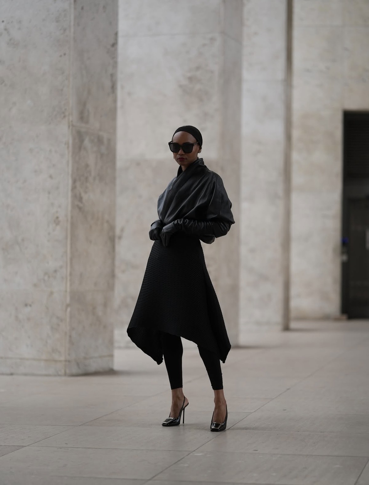 looks de falda midi de otoño