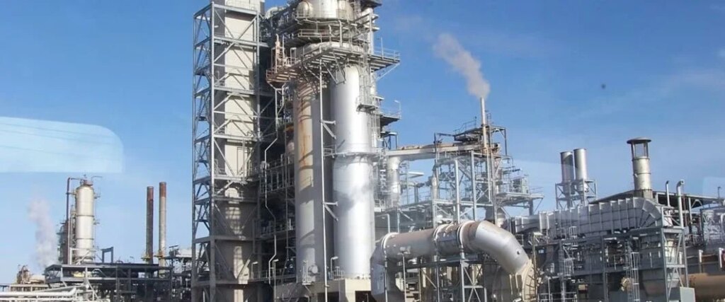 Kenia-confirma-que-Dangote-iniciara-la-construccion-de-una-refineria.jpg
