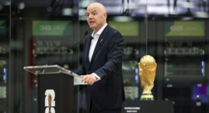 La-FIFA-acusa-a-la-UEFA-de-campana-difamatoria-contra.jpg