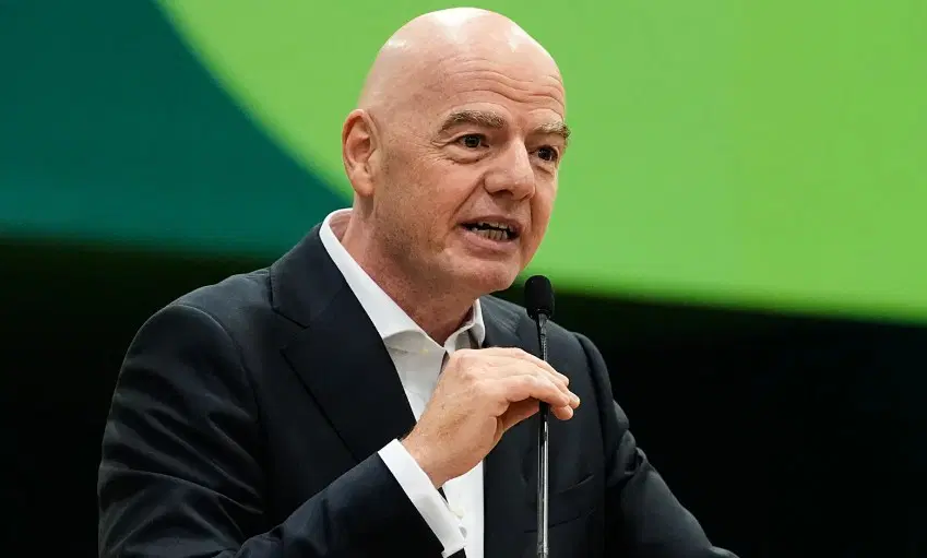 La-FIFA-revisara-el-plan-de-inversiones-archivado-de-Infantino.jpg