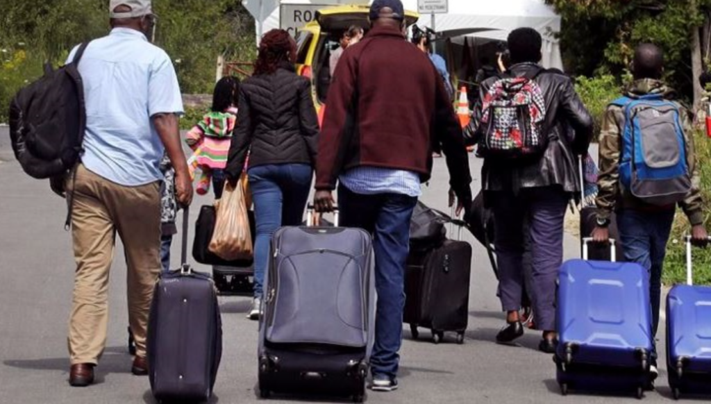La-busqueda-de-empleo-lleva-al-50-de-los-africanos.png