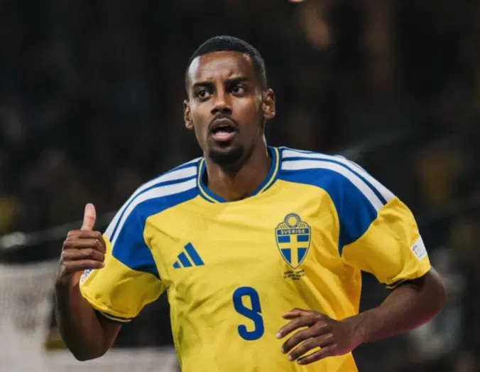 La-estrella-del-Liverpool-Alexander-Isak-sufre-una-nueva-lesion.jpeg