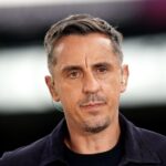 La leyenda del Manchester United, Neville, predice el Arsenal vs Chelsea