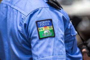 La-policia-rescata-a-dos-bebes-abandonados-en-Abuya.jpeg