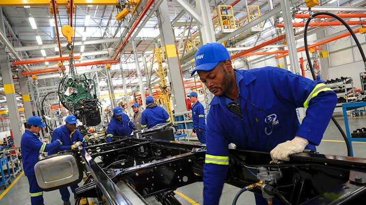 Las-importaciones-de-manufacturas-de-Nigeria-aumentan-un-169-a.jpg