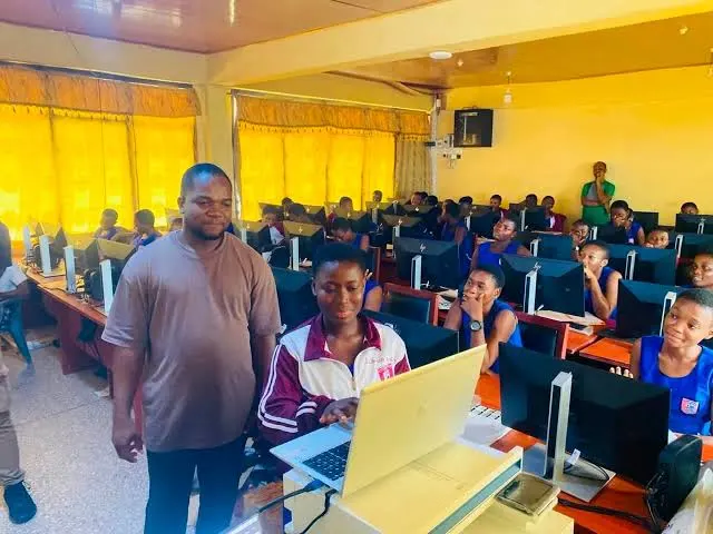 Los-estudiantes-nigerianos-podran-disfrutar-de-datos-gratuitos-para-aprender.jpeg
