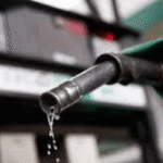 Los precios de la gasolina aumentan a 1.500 naira a medida que el aumento del petróleo agrega presión