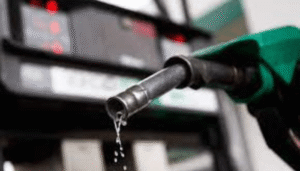Los-precios-de-la-gasolina-aumentan-a-1500-naira-a.png