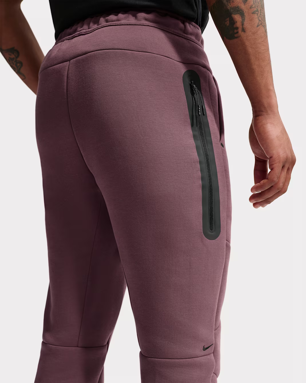 nike-tech-suit-chaqueta-y-pantalones-estilo-rave