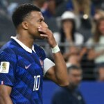 Mbappé dice que tener a Zidane como seleccionador de Francia es «como una película»