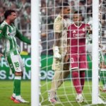 Mbappé falla penalti y Parrott vence al Betis para el Real Madrid