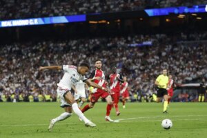 Mbappe-marca-dos-goles-y-el-Real-Madrid-hunde-al.jpg
