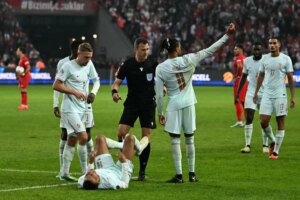 Mbappe-se-lesiona-en-la-victoria-de-Zidane-en-su.jpg