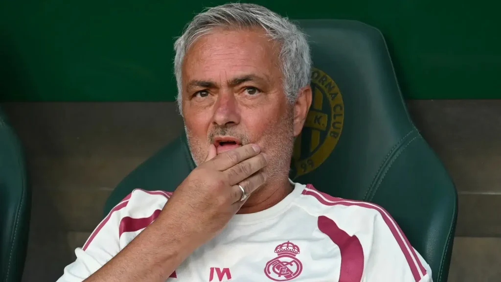 Mourinho-descarta-la-presion-de-la-Liga-de-Campeones-en.webp
