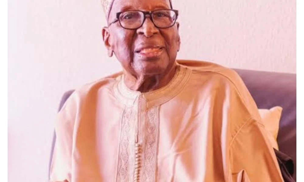 Muere-el-expresidente-del-PPD-Bamanga-Tukur-a-los-90.webp
