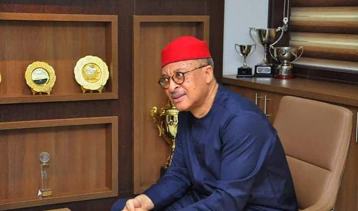 Pat-Utomi-revela-como-el-medico-se-nego-a-darse.jpg