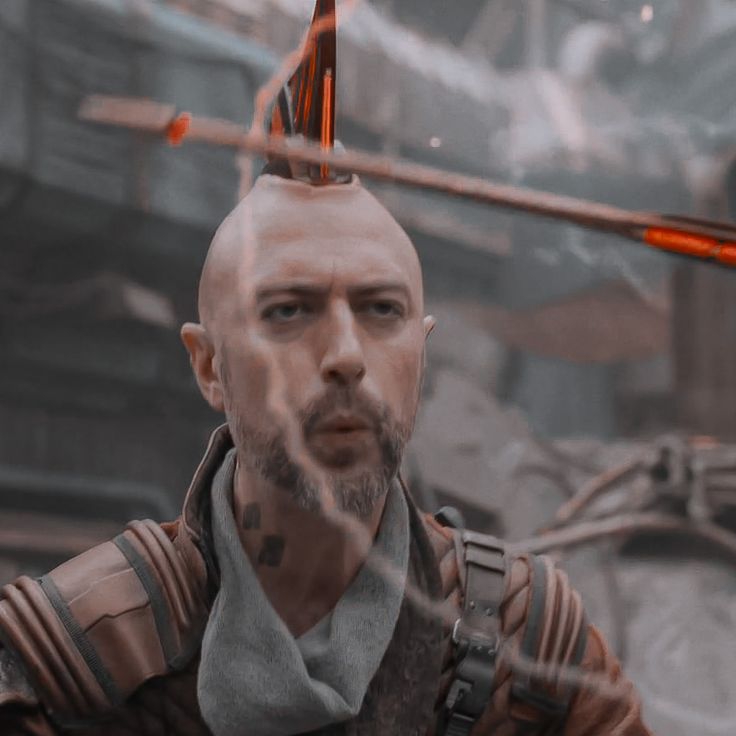 sean-gunn-se-retira-mapache-cohete-estilo-rave
