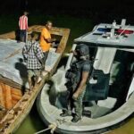 Tropas interceptan en Bayelsa una embarcación que transportaba 5.000 sacos de mineral sospechoso de ser ilegal