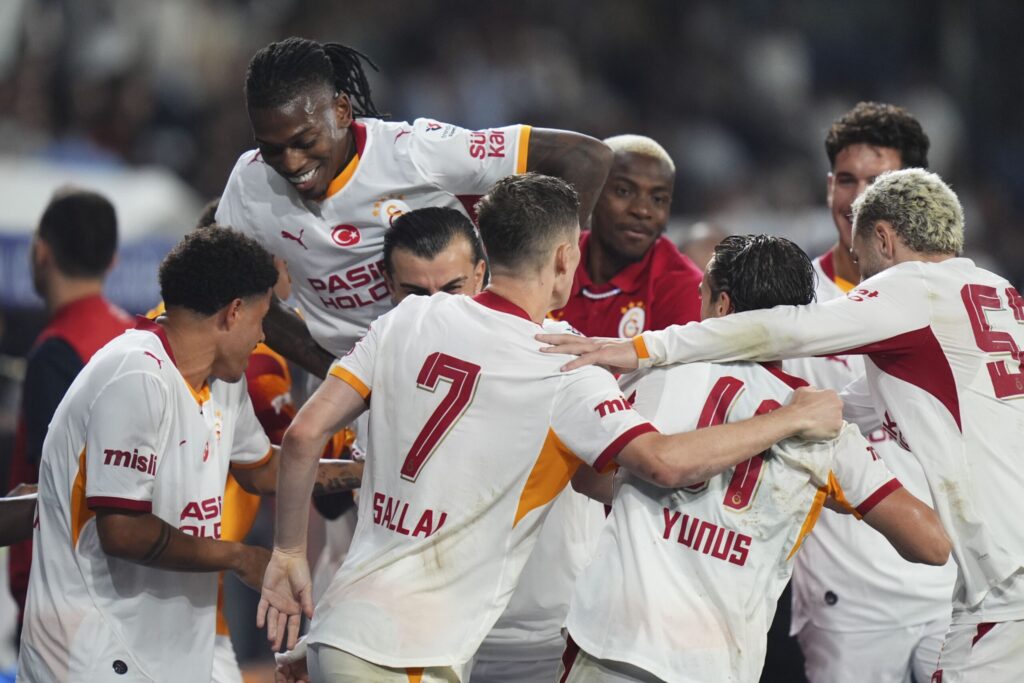 Turkiye-Osimhen-vuelve-a-golpear-y-el-Galatasaray-vence-al.jpg