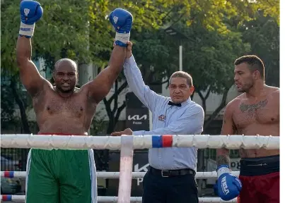 Umohette-de-Nigeria-logra-la-vigesima-victoria-de-su-carrera.png