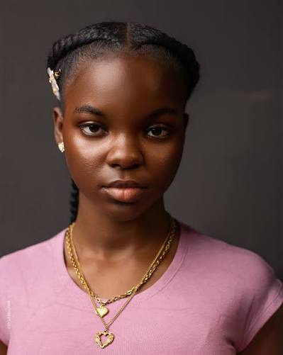 Un-perfil-de-la-actriz-adolescente-nigeriana-Darasimi-Nadi-cuando.jpg