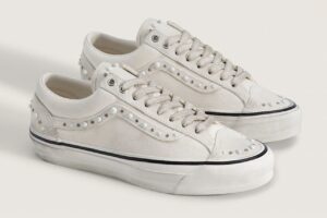 Vans-trae-de-vuelta-el-Marshmallow-nacarado-de-Old-Skool.jpg