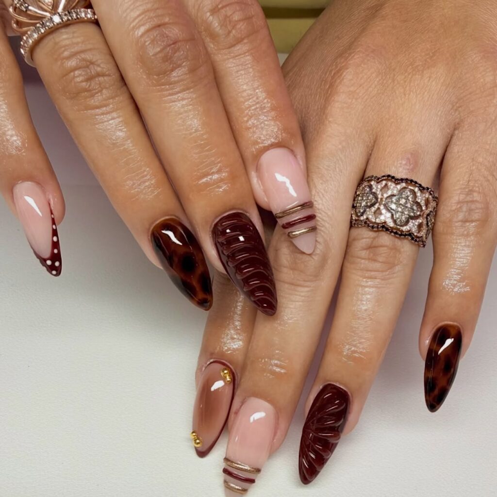 10-impresionantes-disenos-de-unas-color-marron-chocolate-para-probar.jpg
