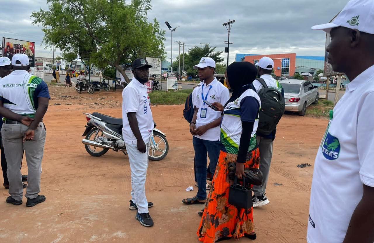 Funcionarios de Hacienda del estado de Nasarawa bloqueados por retraso